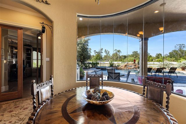 706 Saddle Creek Farms Drive, Crosby, TX 77532