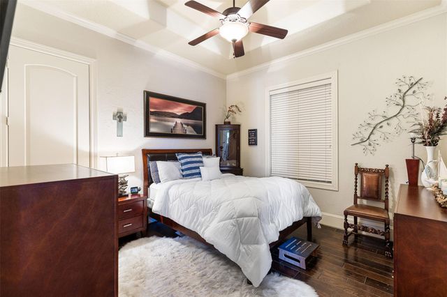 706 Saddle Creek Farms Drive, Crosby, TX 77532