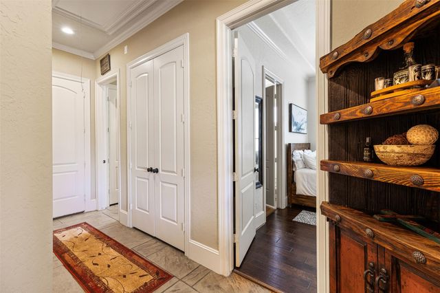 706 Saddle Creek Farms Drive, Crosby, TX 77532