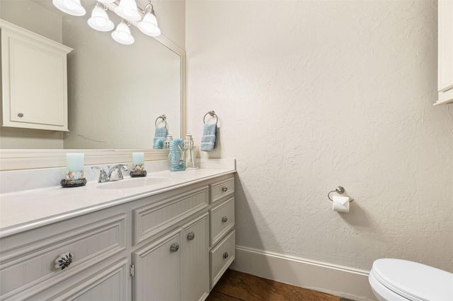 706 Saddle Creek Farms Drive, Crosby, TX 77532