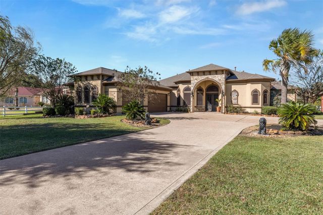 706 Saddle Creek Farms Drive, Crosby, TX 77532