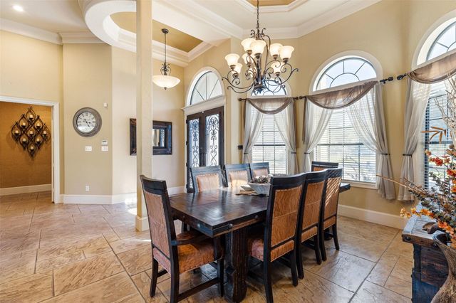 706 Saddle Creek Farms Drive, Crosby, TX 77532