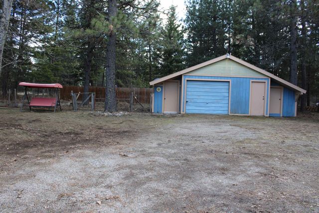 21 W Oregon Rd, Deer Park, WA 99006