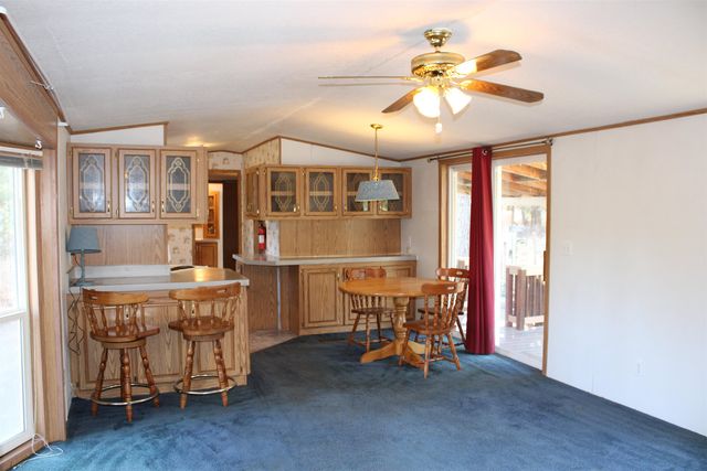 21 W Oregon Rd, Deer Park, WA 99006