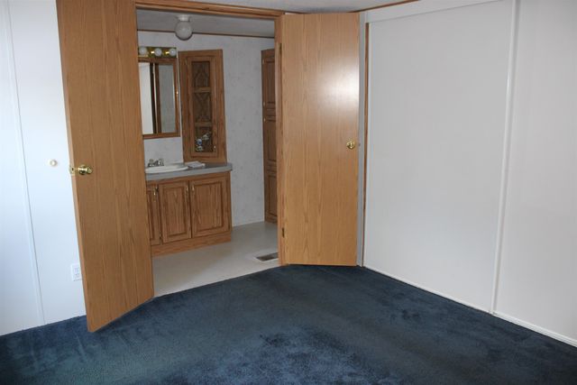 21 W Oregon Rd, Deer Park, WA 99006