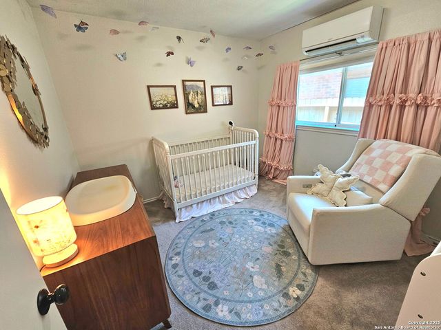 6323 Regency Ct, San Antonio, TX 78249