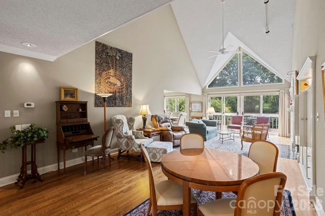 104 Overlook Drive, Flat Rock, NC 28731