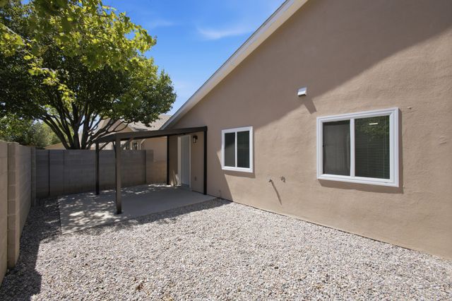 11024 Miravista Place SE, Albuquerque, NM 87123