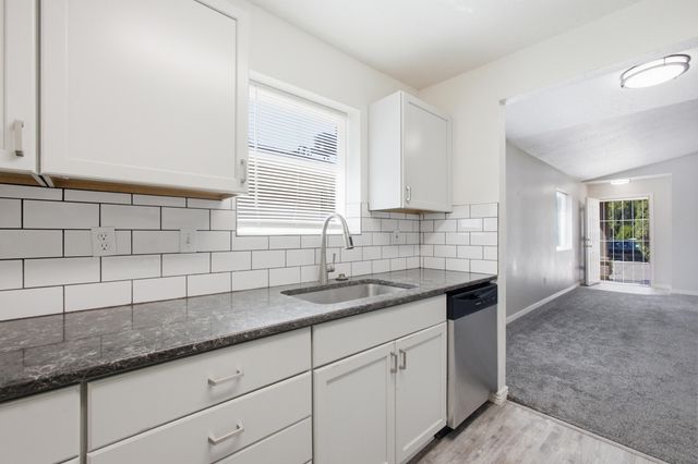 11024 Miravista Place SE, Albuquerque, NM 87123
