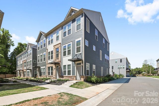 5005 Sovereignty Court, Charlotte, NC 28205
