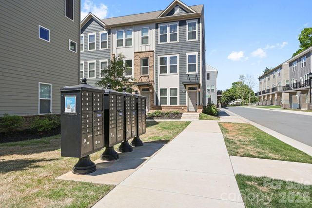 5005 Sovereignty Court, Charlotte, NC 28205