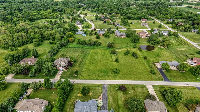 26760 S Foxwood Drive, Monee, IL 60449
