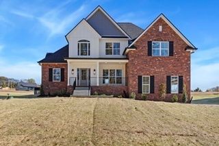 1675 Sulphur College Rd, Hartsville, TN 37074