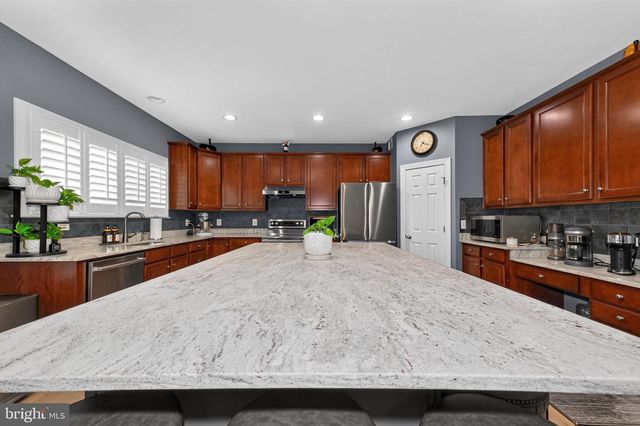 12003 STONEHOUSE VIEW CT, Lovettsville, VA 20180