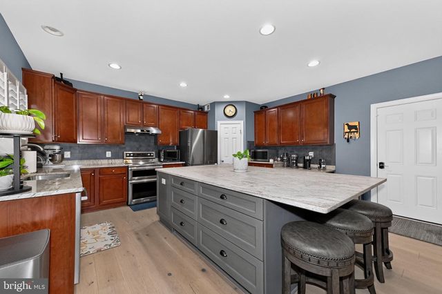 12003 STONEHOUSE VIEW CT, Lovettsville, VA 20180