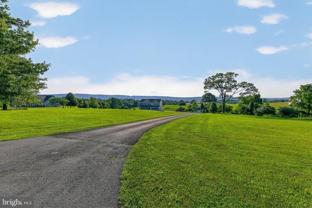 12003 STONEHOUSE VIEW CT, Lovettsville, VA 20180
