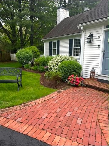 11 Musket Rd, Attleboro, MA 02703