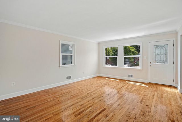 4810 LEXINGTON AVE, Beltsville, MD 20705