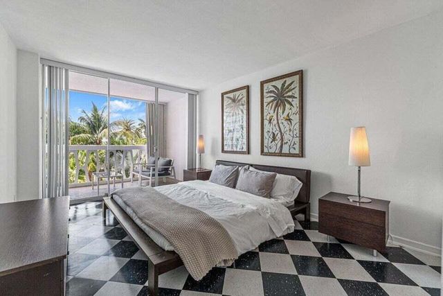 2505 S Ocean Boulevard 303, Palm Beach, FL 33480