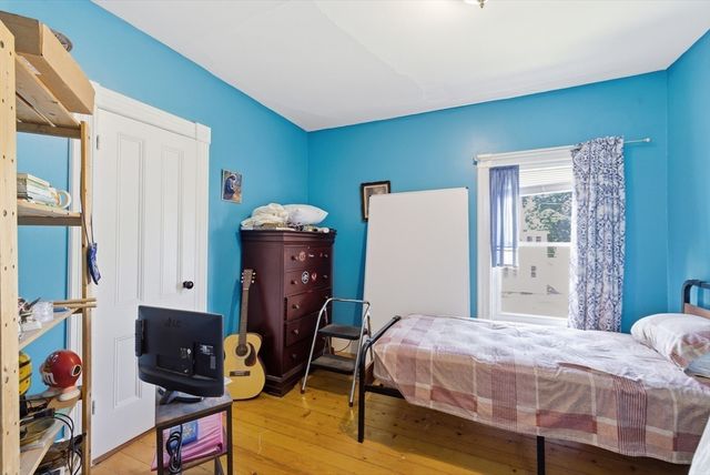 382 Pleasant St., Holyoke, MA 01040