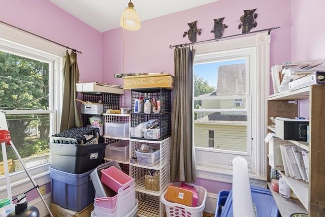 382 Pleasant St., Holyoke, MA 01040