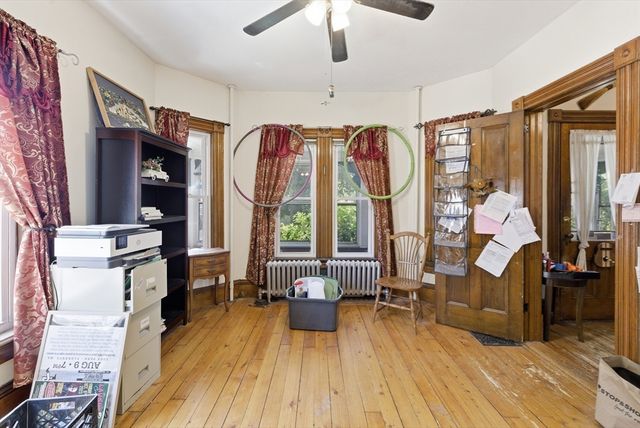 382 Pleasant St., Holyoke, MA 01040
