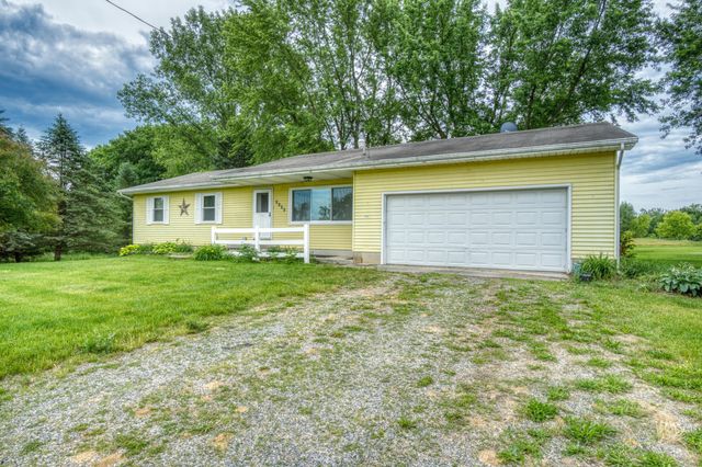 3100 20 Mile Road, Kent City, MI 49330