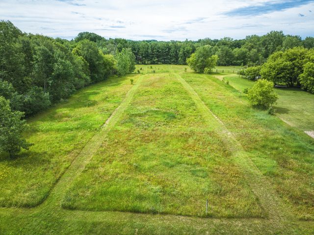 3100 20 Mile Road, Kent City, MI 49330