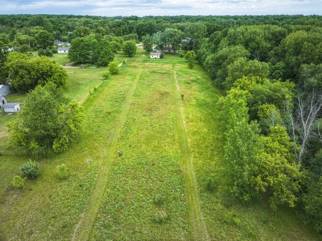 3100 20 Mile Road, Kent City, MI 49330