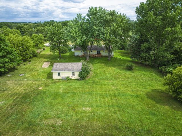3100 20 Mile Road, Kent City, MI 49330