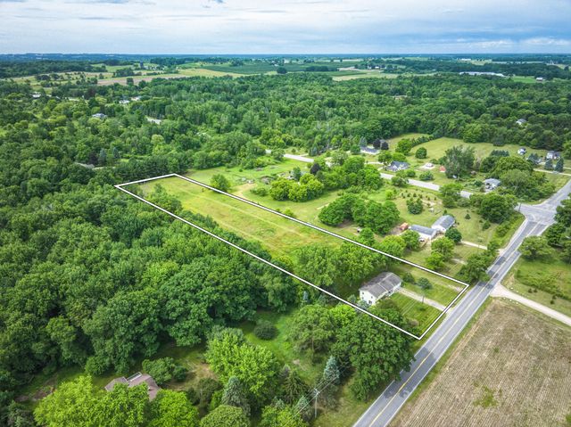 3100 20 Mile Road, Kent City, MI 49330