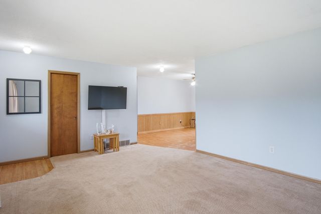 3100 20 Mile Road, Kent City, MI 49330