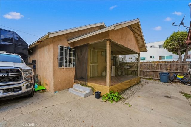 724 E 50th, Los Angeles, CA 90011