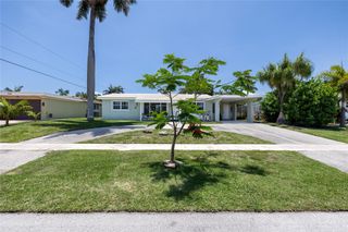 920 SE 16th Ct, Deerfield Beach, FL 33441