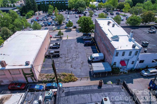 18 N Spruce Street, Asheville, NC 28801