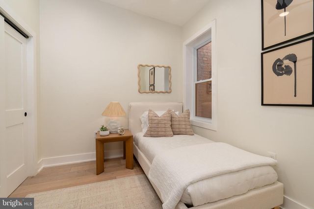 1402 5TH ST NW, Washington, DC 20001