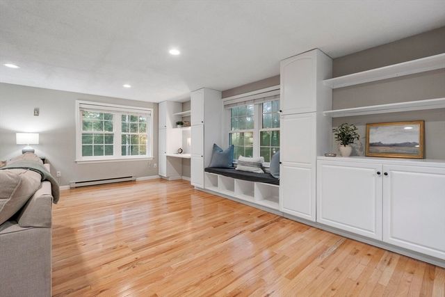 597 Old Dunstable Rd, Groton, MA 01450