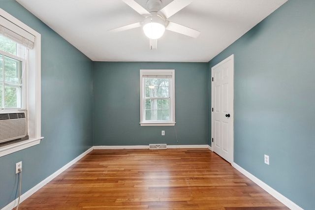 597 Old Dunstable Rd, Groton, MA 01450