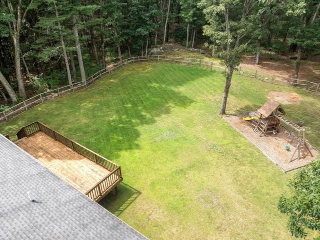 597 Old Dunstable Rd, Groton, MA 01450