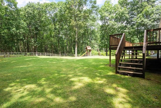 597 Old Dunstable Rd, Groton, MA 01450