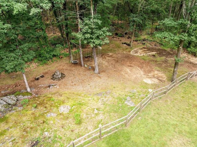 597 Old Dunstable Rd, Groton, MA 01450