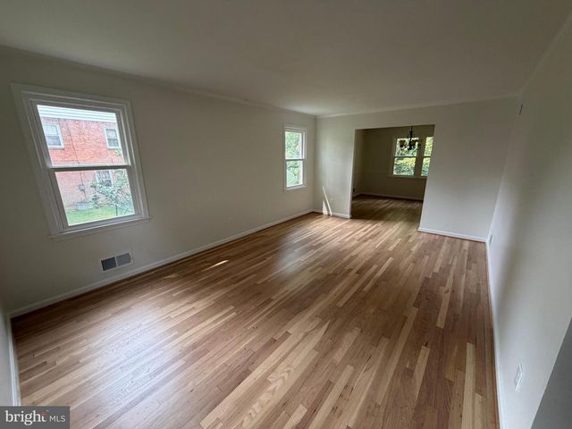 2429 PARALLEL LN, Silver Spring, MD 20904