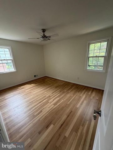 2429 PARALLEL LN, Silver Spring, MD 20904