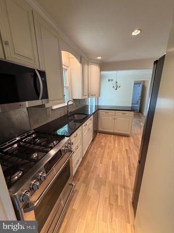 2429 PARALLEL LN, Silver Spring, MD 20904