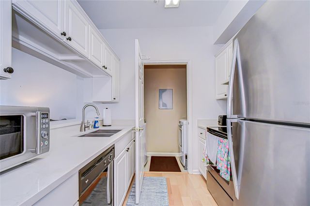 800 S DAKOTA AVENUE 404, Tampa, FL 33606