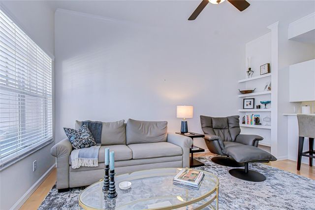 800 S DAKOTA AVENUE 404, Tampa, FL 33606