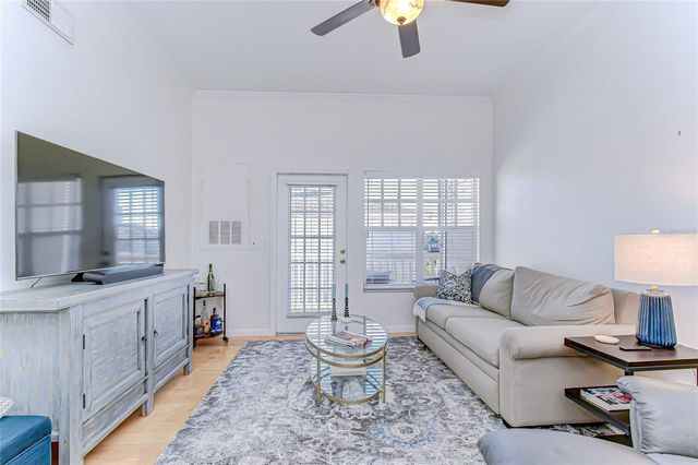 800 S DAKOTA AVENUE 404, Tampa, FL 33606