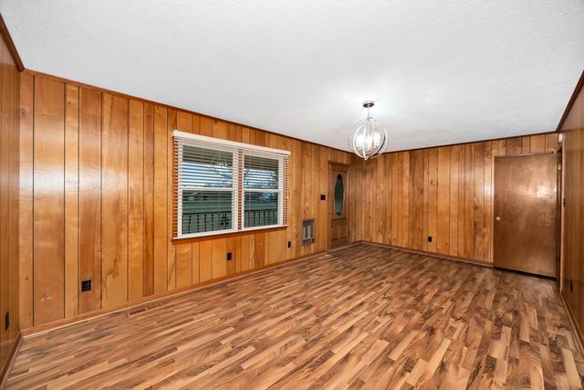 14052 Elk River Mills Rd, Athens, AL 35614