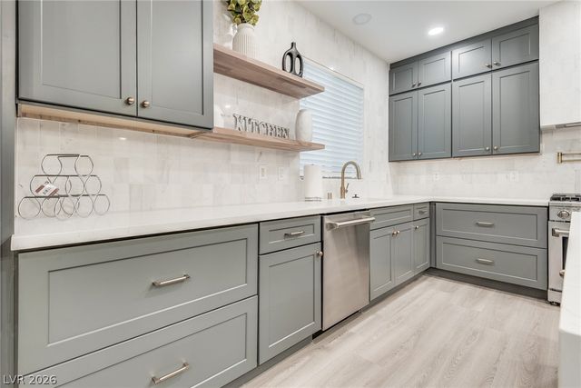 11086 Evvie Lane, Las Vegas, NV 89135
