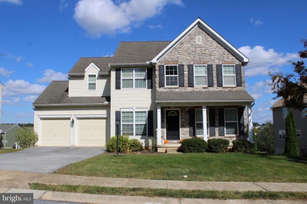 41 LOGAN DR, New Freedom, PA 17349